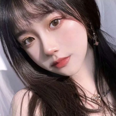 高清小红书的烟火的女生头像图片