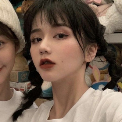 2021最流行洋气头像闺蜜爱笑眼睛女生头像图片