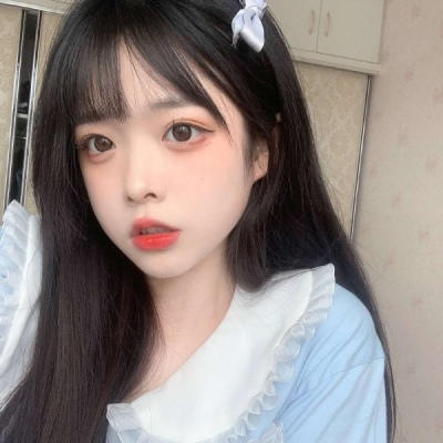 2021个性头像韩风运动系女生头像图片