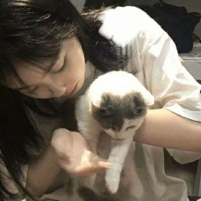 2021最火爆头像女生真人遮脸高清图片