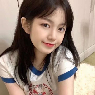 高清漂亮的优质彩色简笔画女生头像图片