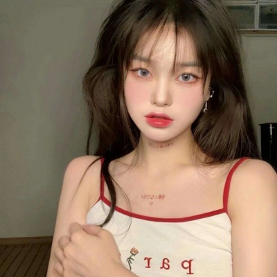 高清漂亮的高冷女生侧脸动漫头像图片