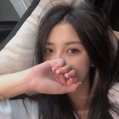 高清漂亮的高冷女生侧脸动漫头像图片