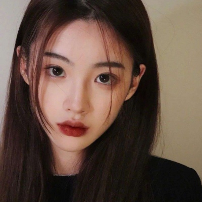 高清漂亮的高冷女生侧脸动漫头像图片