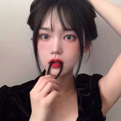 2021最火闺蜜氙气漂漂的女生头像下半身JK制服图片
