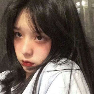 2021年头像伤感开心潇洒头像女生图片
