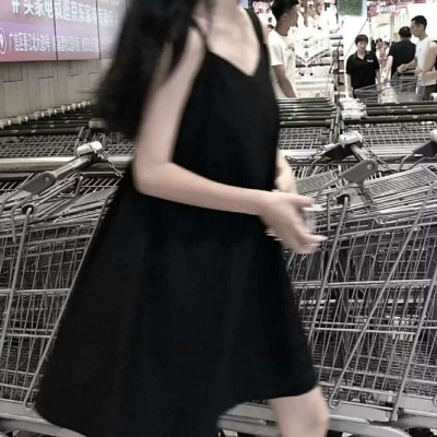 2021年头像伤感开心潇洒头像女生图片
