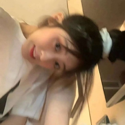 2021年最漂亮的微信头像qq女生头像插画头像女生图片