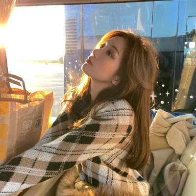 2021年最漂亮的微信头像qq女生头像插画头像女生图片