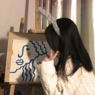 2021年头像图片漫画类女生图片