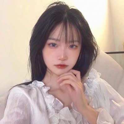2021年最流行红色口罩女生头像女生图片