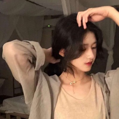 2021女生头像高冷知乎图片