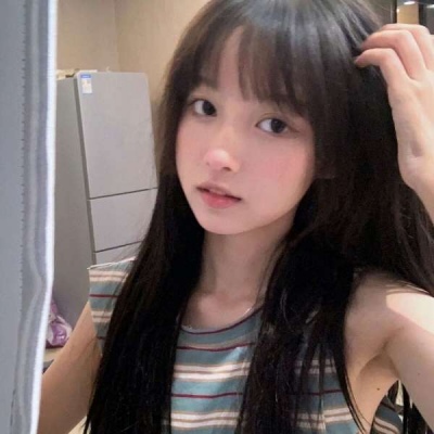 高清优质女生头像森系大海图片