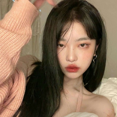 高清好看2021微信头像女生一组头像两个字的图片