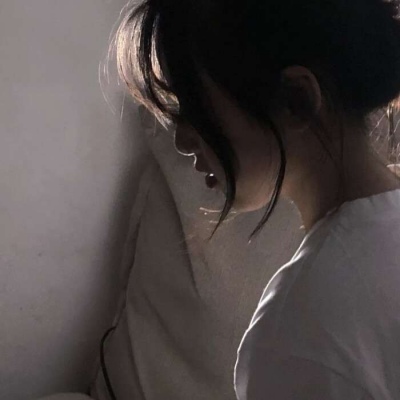 温柔小众女生头像精品