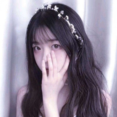 温柔小众女生头像精品图片