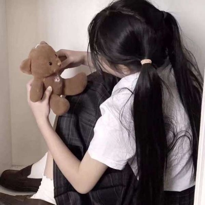 温柔小众女生头像精品图片