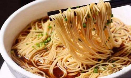 阳春面家常做法怎么做？ 鲜美爽滑简单快速不可不吃！