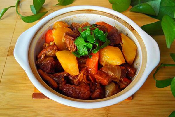 红烧牛肉的做法超正宗 家常红烧牛肉好吃又实惠图片