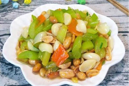 二十道简单易做家常菜有哪些？水煮小炒菜色丰富图片