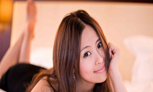 夸女孩子漂亮的句子，赞美女孩子漂亮的简短句图片