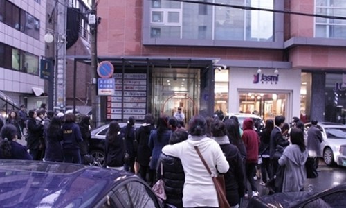 私生饭是什么意思？不要以爱之名伤害艺人！图片