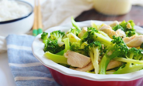 鸡胸肉怎么做好吃,鸡胸肉的做法大全图片