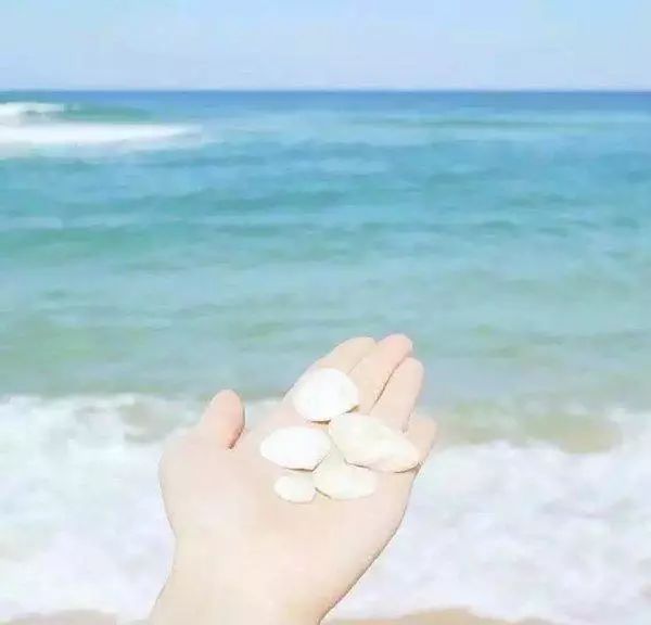 女人很累句子说说心情图片