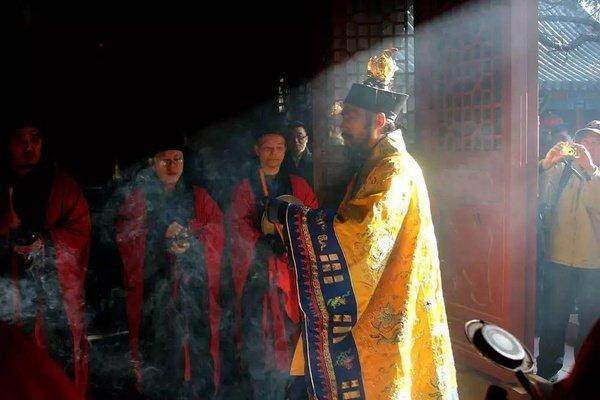 教你点茅山小法术图片