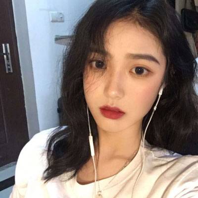 女孩图片同一个人多张  头像女15岁真实照片图片