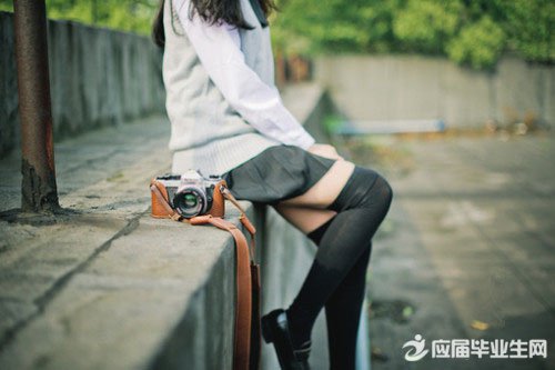 简短正能量语录八个字 读书百遍，而义自见