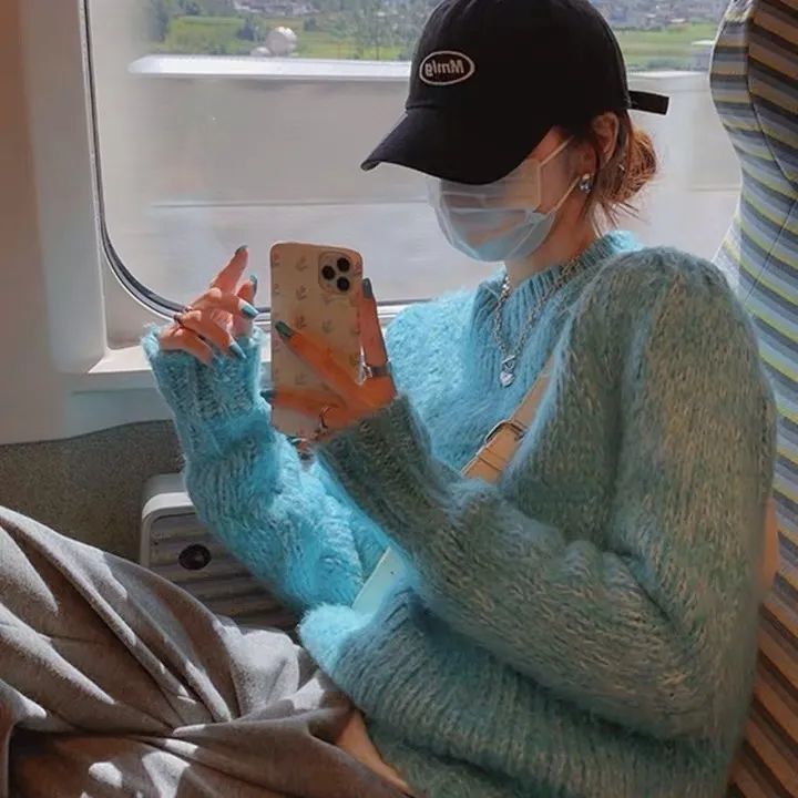 17岁同一个女生真人超好看戴口罩可爱头像（精选多张）图片