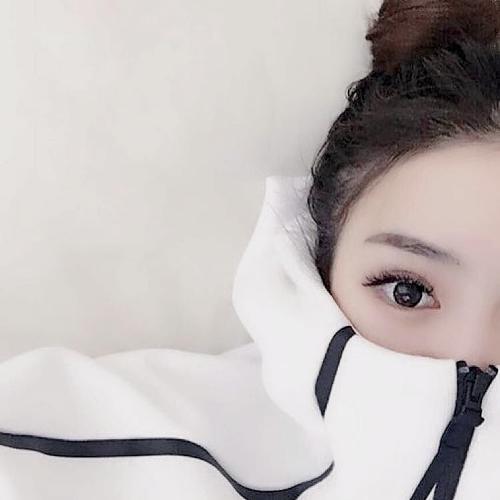 女生头像一组 同一个人的照片多张女生可爱图片