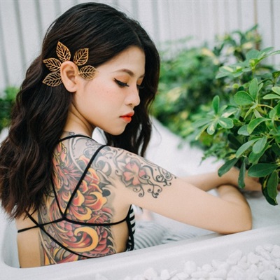 欧美男头吧,伤感的霸气的,纹身的,戴帽子的图片