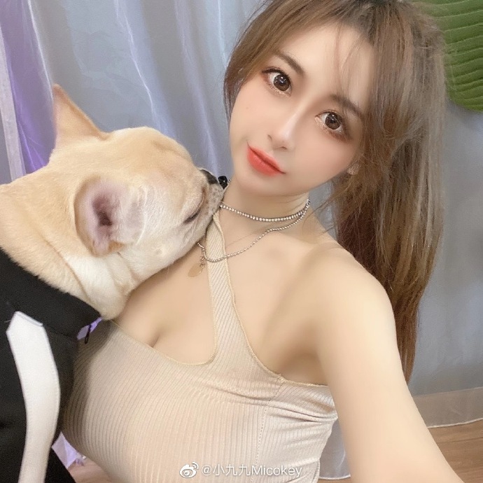 高级感小众ins壁纸 全屏壁纸超好看女图片
