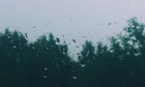下雨天的心情经典句子 适合发朋友圈的下雨天的句子图片