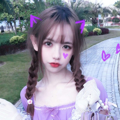 一组16岁同一个女生照片 同一个人（精选18张）图片