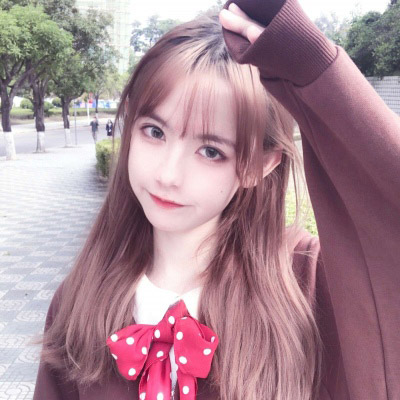一组16岁同一个女生照片 同一个人（精选18张）图片