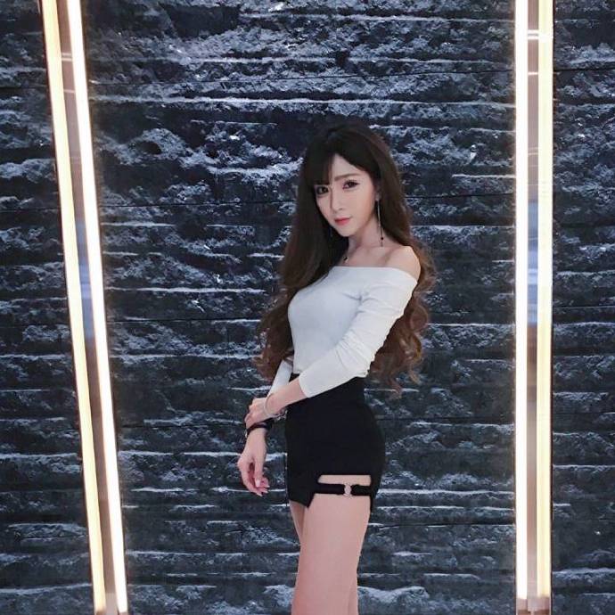 这街拍美女身材，是真心好！​​​​​图片