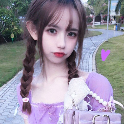 一组16岁同一个女生照片 同一个人（精选18张）图片