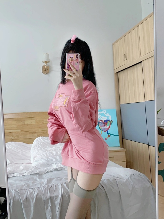 抖音最火锁屏壁纸女孩图片