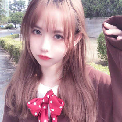 一组16岁同一个女生照片 同一个人（精选18张）