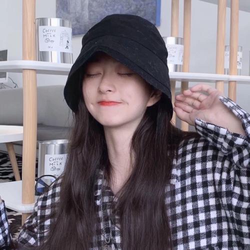 女生头像一组 同一个人的照片多张女生可爱图片