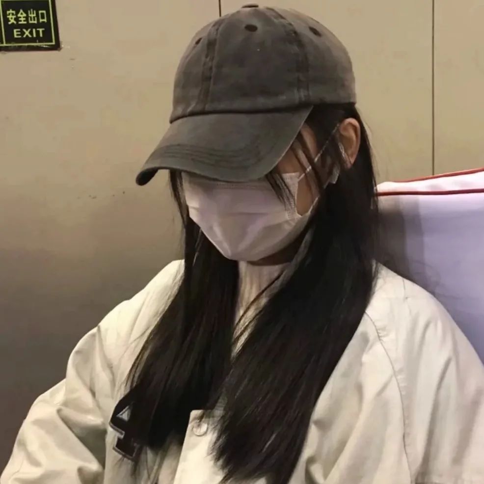 17岁同一个女生真人超好看戴口罩可爱头像（精选多张）图片
