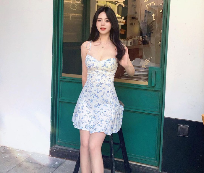 敢看不敢用壁纸图片  全屏壁纸超好看女