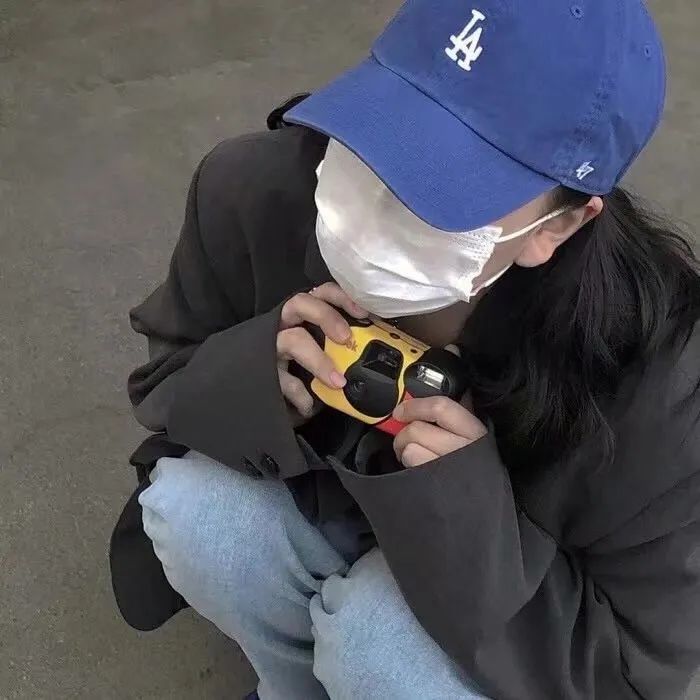 17岁同一个女生真人超好看戴口罩可爱头像（精选多张）图片