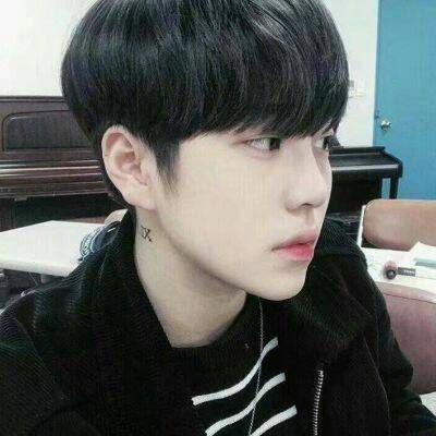 型男有气质高品位头像 给人感觉很酷的头像图片