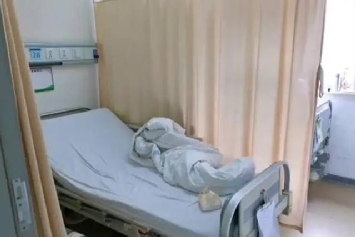 女护士居然为了钱在医院给两病人提供“特殊服务”，最后致2人死亡 图片