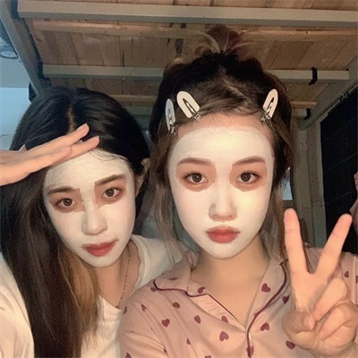 闺蜜头像一左一右配对亲密无间图片