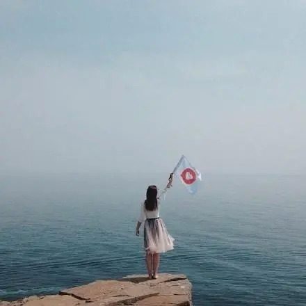 表示对某人心寒的句子 失望也只是一瞬间的事情图片